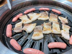 -明洞阿姨·韩式酱蟹烤肉·创意料理(三元桥店)