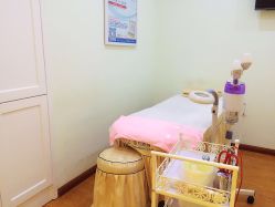 -苗方清颜专业祛痘养生