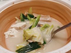 -国人川菜(李家村建东街店)