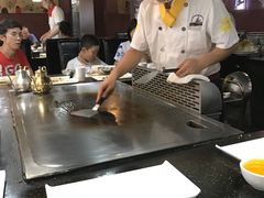 -利昂法式铁板主题餐厅(新奥购物中心店)