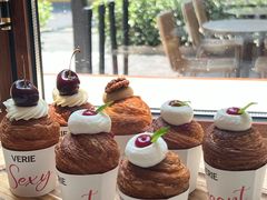 -VERIE BAKEHOUSE