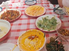 -洪霞餐馆·川菜·鲜货现炒(两江春城店)