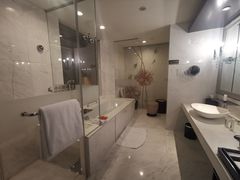 -大连中远海运洲际酒店