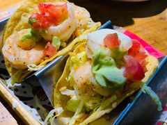 鲜虾牛油果塔塔-Famous肥猫墨西哥音乐餐吧(五棵松华熙LIVE店)