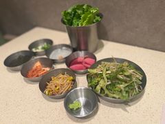 -蚂蚁洞·烤肉大营地(上海静安大悦城店)