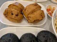 李与白酱肉包-李与白包子铺(桐梓林店)