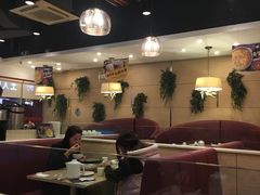 大堂-粤仔湾砂锅粥(广益哥伦布店)