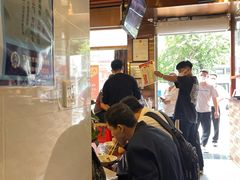 -猪脚洪隆江猪脚饭