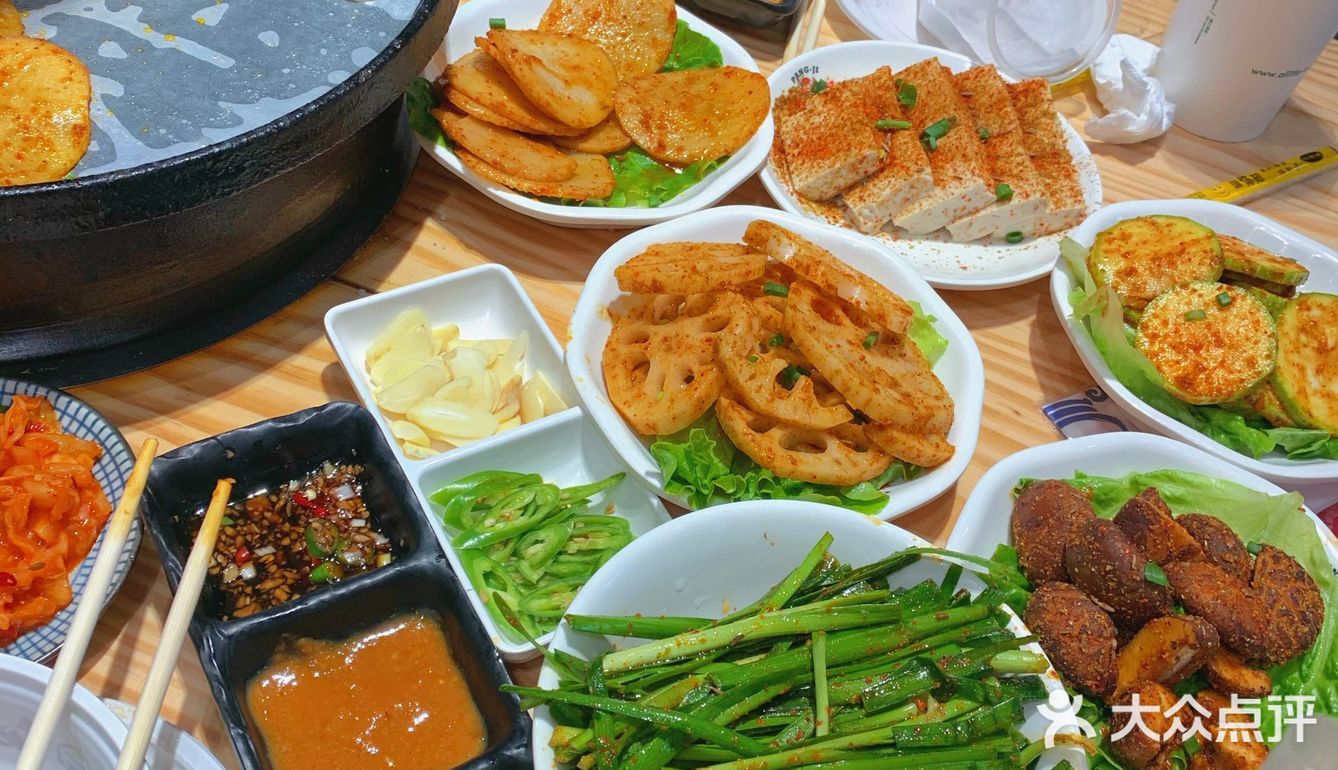 排队两小时的烤肉！[吐]