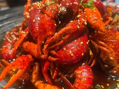 -肥肥虾庄·金牌油焖大虾(杨园滨江时代walk店)