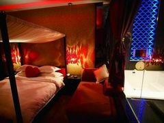 q-薇爱精品时尚酒店(吴中店)