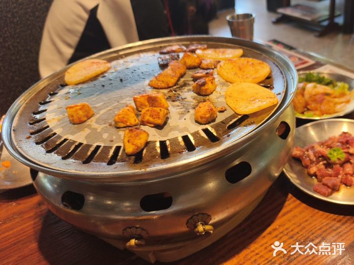悟能八戒烤肉自助(秦隆步行街店)图片