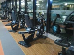 器械区-W FITNESS 威尔仕健身·游泳(七宝店)