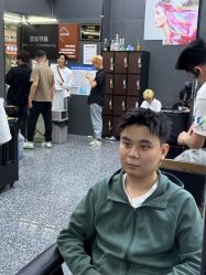 -藤野造型专业烫染接发