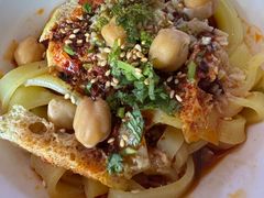 -烤肉小伙烤肉店