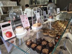 -VERIE BAKEHOUSE