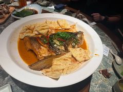 -东口码头·烧鸽子·鱼头泡饼·地方菜(金鹰悦城店)