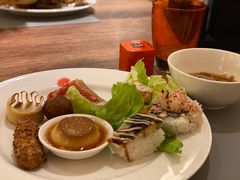 -怡咖啡海鲜自助餐厅(浦东香格里拉店)