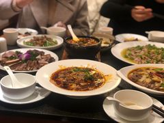 -万重锦·人文川菜馆(骡马市店)