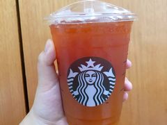 -星巴克(宁波东门银泰店)