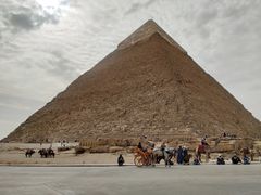 -吉萨金字塔群