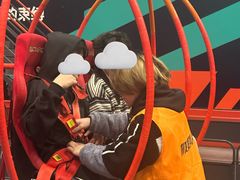 -极限PLAY运动娱乐新世界·团建派对潮玩休闲馆·室内蹦极高空游乐园