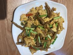 腊八蒜鸡蛋炒莜面鱼-谷养元(老火车站店)