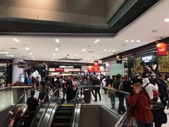 -东荟城名店仓