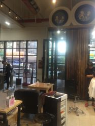 -马克男发时尚店