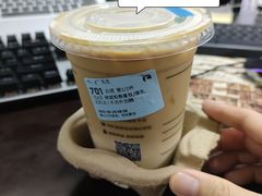 碧螺春拿铁-瑞幸咖啡(丰盛町店)