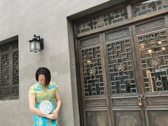 -小草屋轰趴馆别墅派对新场团建家庭聚会