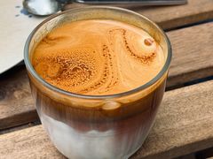 -Be Lived Cafe比例咖啡(摩天轮店)