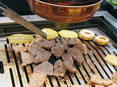 -臻牛烤肉