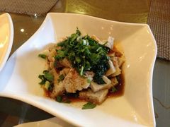 菠菜拌面筋-萨拉漫饮食(北京中路店)