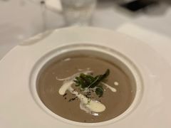 黑松露奶油蘑菇汤-Golden Lily河内巴黎法越料理餐厅(建国西路店)