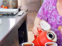 -黄氏祖传百暖凉茶店