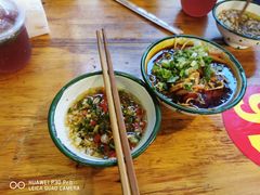 -拈签一笑黄牛肉辣卤串串