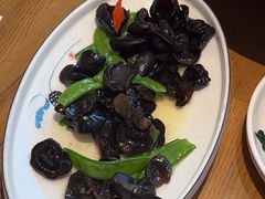 -俭寨大盘鸡·手抓肉·烧烤新疆菜(乌苏路店)