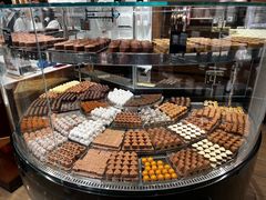 -Laderach 莱德拉(上海环贸iapm店)