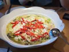 -江渔儿酸菜鱼专门店(明珠广场店)