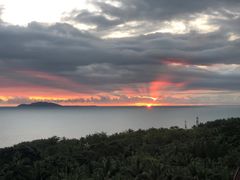 -三亚湾海居铂尔曼度假酒店