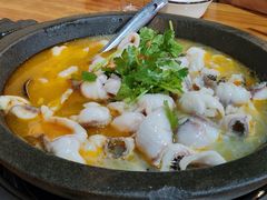 -大鼎石锅鱼(春江里店)