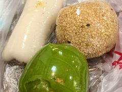 蛋黄肉松青团-许阿姨糕团店(南京总店)