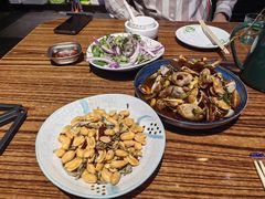 -蚝堡海鲜·威海菜·海肠捞饭·烧烤·亚洲吃蚝公司(幸福门店)