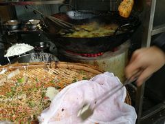 -半月镰胡姐脆皮萝卜饺子