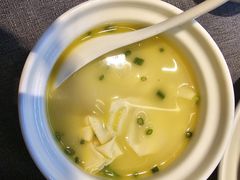 -HOMES上海本帮菜(襄阳公园店)