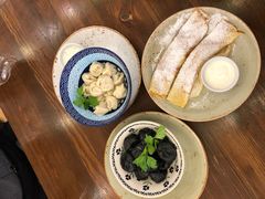 虾肉饺子-Lozhki-ploshki