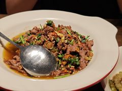 -爱碗亭·鲜炒湖南菜(壹城中心店)