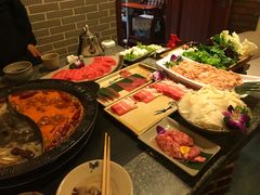 -疯狂的筷子老灶九宫格火锅