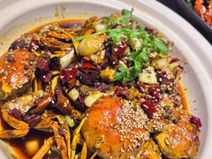 -肥肥虾庄·金牌油焖大虾(汉街SKP店)